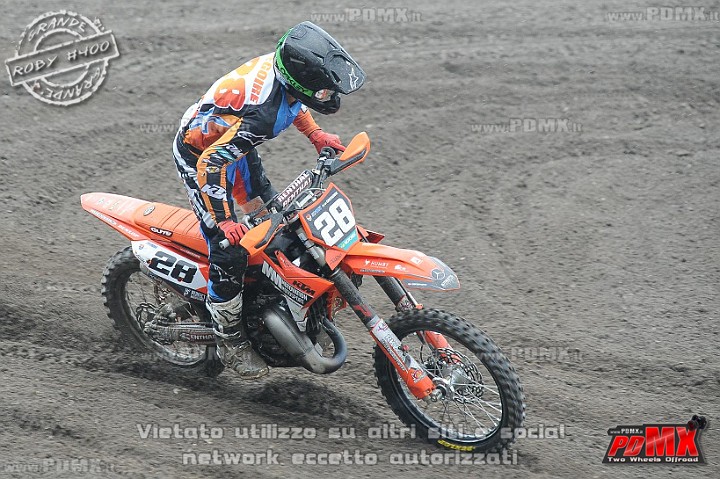 ROB_4824 (Copy).JPG
